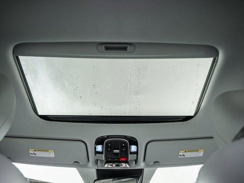 Used 2022 Hyundai Palisade SEL w/ Premium Package image 32