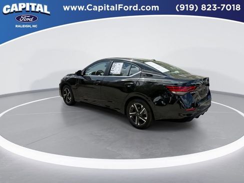 Used 2025 Nissan Sentra SV image 6