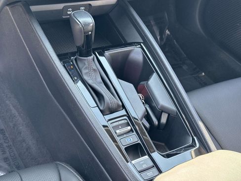 Used 2023 Honda Accord EX-L image 6