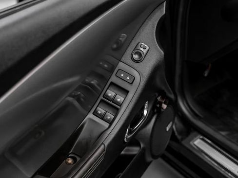 Used 2012 Chevrolet Camaro SS RWD image 40