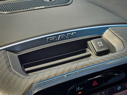 New 2026 RAM 1500 Big Horn AWD/4WD image 22