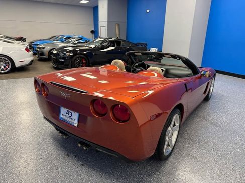 Used 2005 Chevrolet Corvette Convertible w/ Preferred Equipment Group RWD image 11
