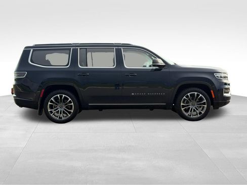 Used 2023 Jeep Grand Wagoneer Series III AWD/4WD image 23