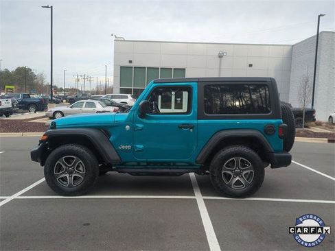 Certified 2019 Jeep Wrangler Sport image 12