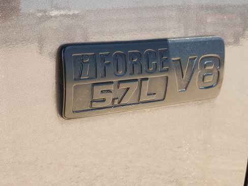 Used 2019 Toyota Tundra SR5 w/ SR5 Upgrade Package RWD image 9