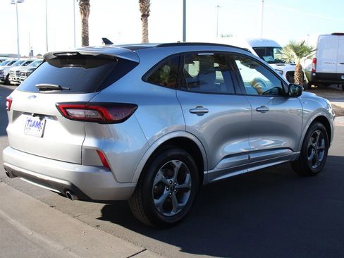 Certified 2023 Ford Escape ST-Line image 8