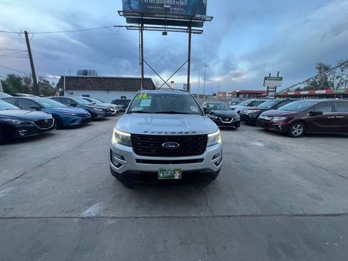 Used 2016 Ford Explorer Sport w/ Equipment Group 401A AWD/4WD image 2