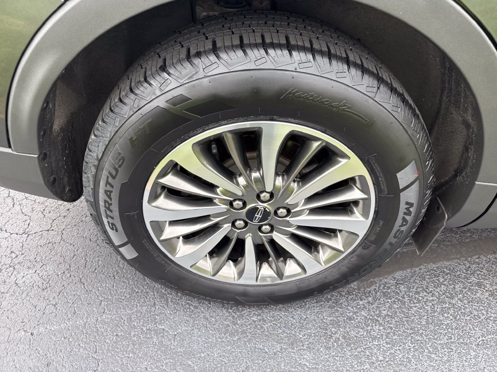 Used 2019 Lincoln Nautilus Select FWD image 22