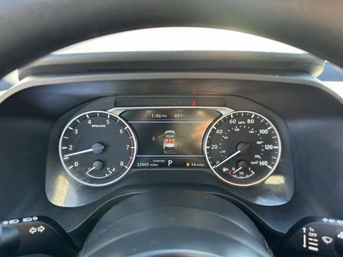 Used 2024 Nissan Rogue SV image 22