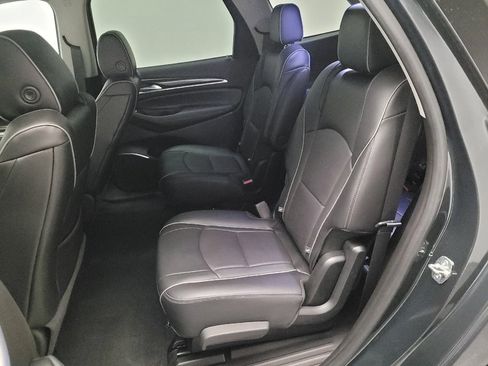 Used 2019 Buick Enclave Avenir w/ Avenir Technology Package image 18