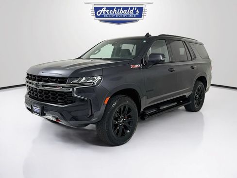 Used 2022 Chevrolet Tahoe Z71 w/ Luxury Package AWD/4WD image 3