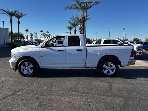 Used 2024 RAM 1500 Classic SLT image 3