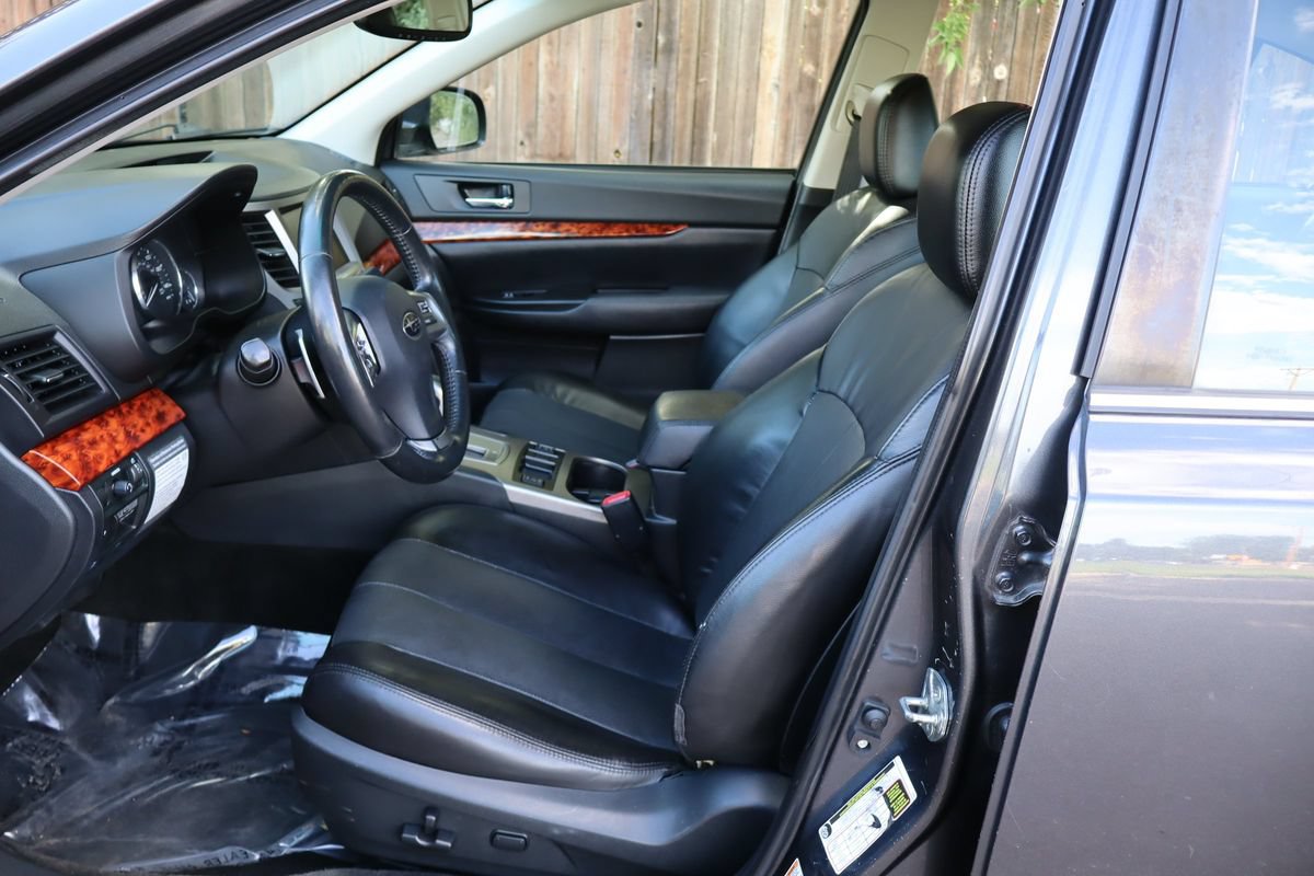 Used 2012 Subaru Legacy 2.5i Limited AWD/4WD image 19