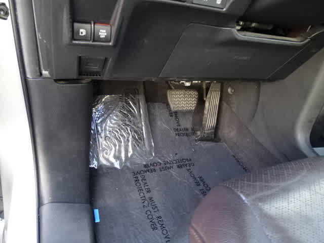 Used 2024 Toyota Sienna Platinum FWD image 15