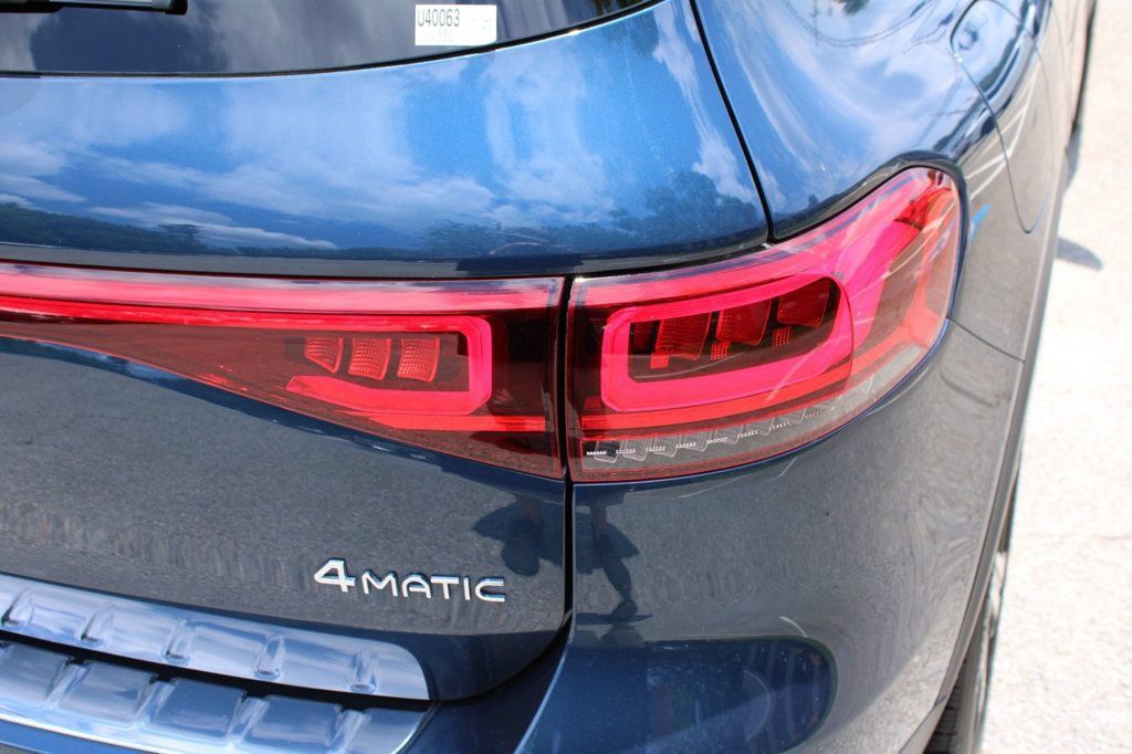 Used 2023 Mercedes-Benz EQB 300 4MATIC image 10