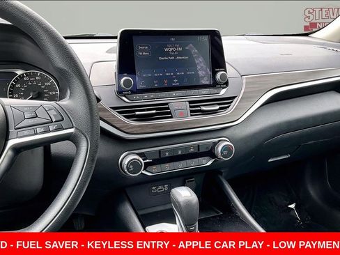 Used 2024 Nissan Altima 2.5 SV AWD/4WD image 9