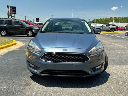 Used 2018 Ford Focus SEL FWD image 5