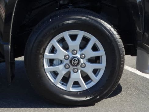 Used 2026 Toyota Tacoma SR5 image 8