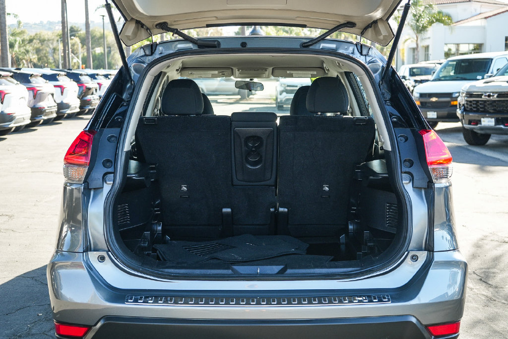 Used 2018 Nissan Rogue S FWD image 24
