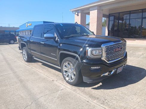 Used 2018 GMC Sierra 1500 Denali w/ Denali Ultimate Package image 1