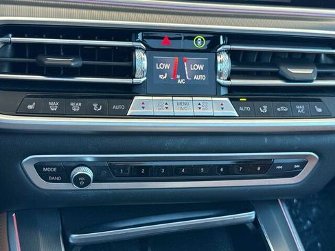 Used 2023 BMW X5 xDrive40i w/ Parking Assistance Package image 26