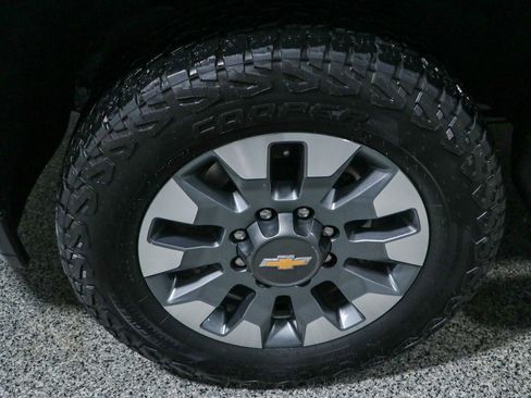 Used 2022 Chevrolet Silverado 2500 Custom w/ Gooseneck/5TH Wheel Package AWD/4WD image 11