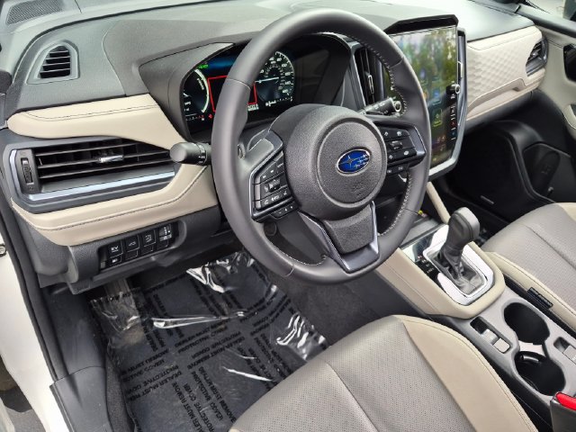 Used 2025 Subaru Forester Limited AWD/4WD image 16