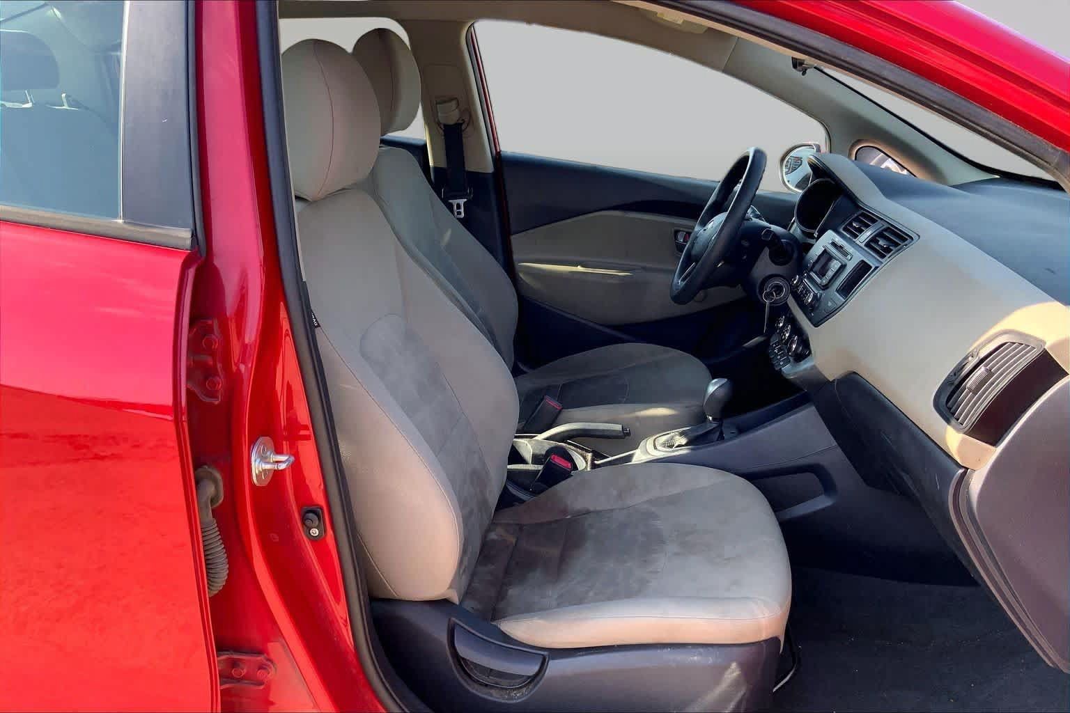 Used 2014 Kia Rio LX FWD image 9