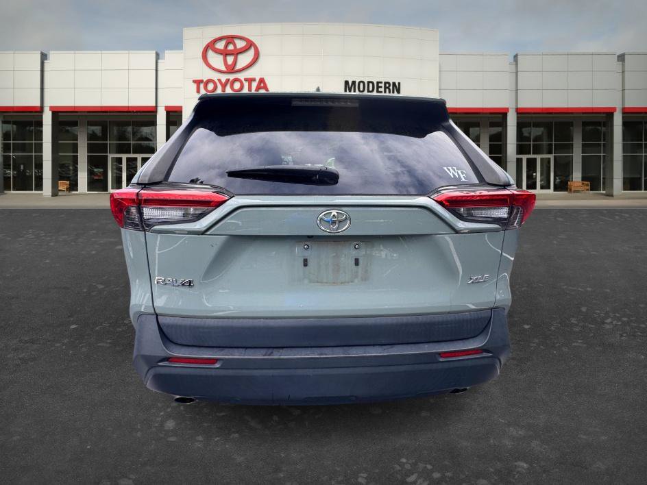 Certified 2022 Toyota RAV4 XLE Premium FWD image 18