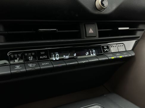 Used 2023 Toyota Crown w/ Advanced Technology Package AWD/4WD image 21