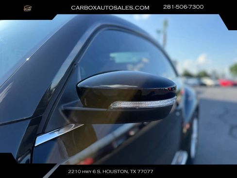Used 2018 Volkswagen Beetle 2.0T SE FWD image 28