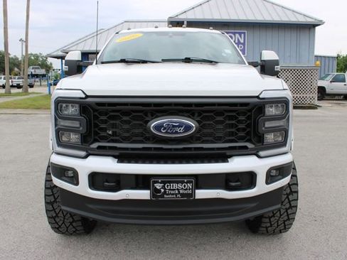 Used 2023 Ford F250 Lariat w/ Lariat Ultimate Package AWD/4WD image 2