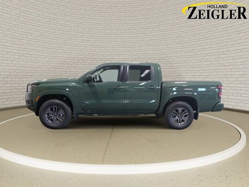 New 2026 Nissan Frontier SV w/ SV Convenience Package AWD/4WD image 8