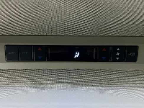 New 2026 Toyota Sienna XLE FWD image 25