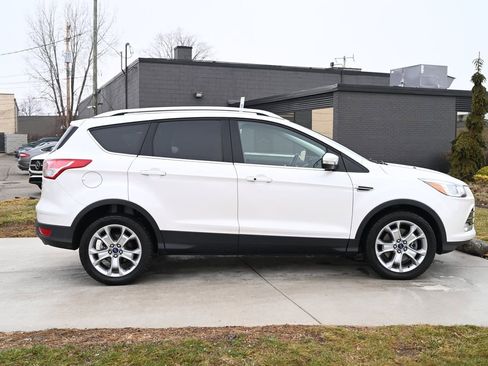 Used 2016 Ford Escape Titanium image 4
