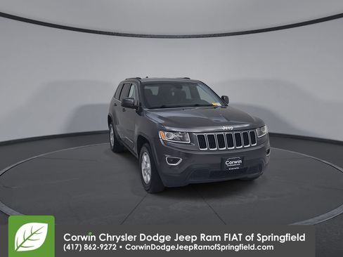 Used 2016 Jeep Grand Cherokee Laredo w/ Quick Order Package 23E AWD/4WD image 4