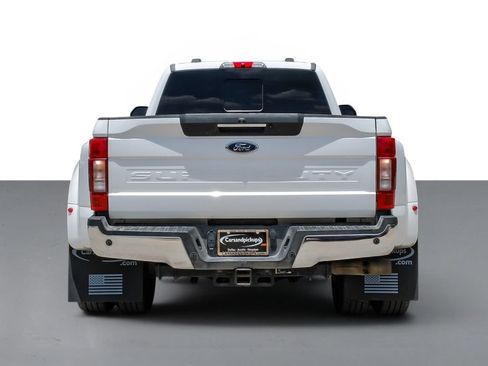 Used 2020 Ford F350 Lariat w/ Lariat Ultimate Package AWD/4WD image 8