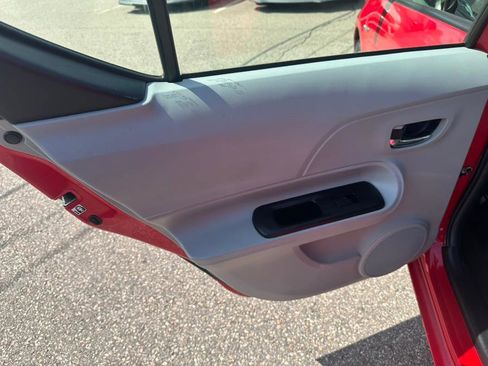 Used 2014 Toyota Prius C Two image 16