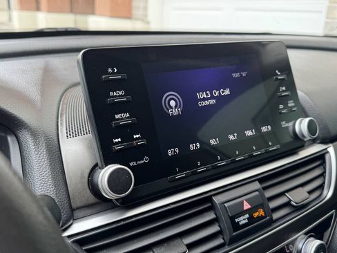 Used 2020 Honda Accord LX image 17