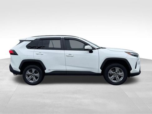 Used 2023 Toyota RAV4 XLE w/ Convenience Package AWD/4WD image 9