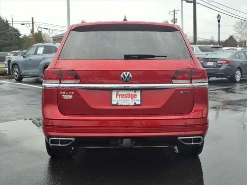 Certified 2023 Volkswagen Atlas SEL Premium image 4