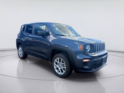 Used 2023 Jeep Renegade Latitude