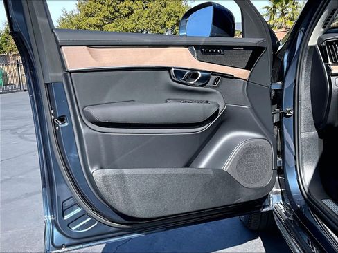 Used 2026 Volvo XC90 B6 Plus w/ Protection Package image 26