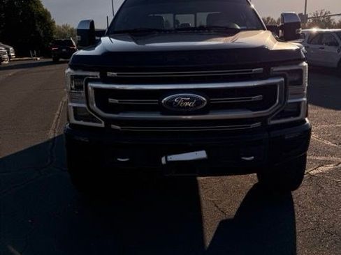 Used 2020 Ford F350 Platinum AWD/4WD image 2