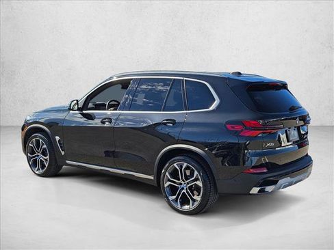 Used 2026 BMW X5 sDrive40i image 8