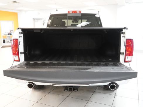 Used 2018 RAM 1500 Big Horn AWD/4WD image 9