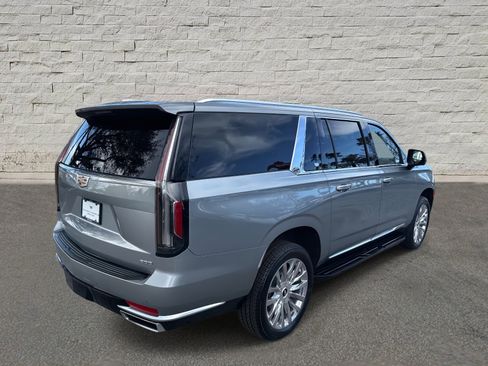 Certified 2024 Cadillac Escalade ESV Premium Luxury image 5