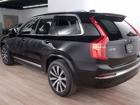 Certified 2025 Volvo XC90 B6 Plus w/ Protection Package Premier image 6