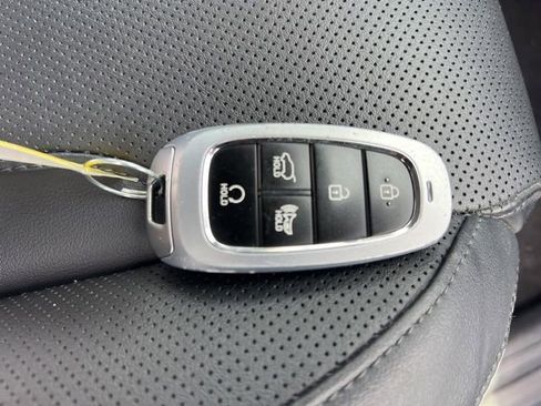 Used 2025 Hyundai Palisade SEL AWD/4WD image 39