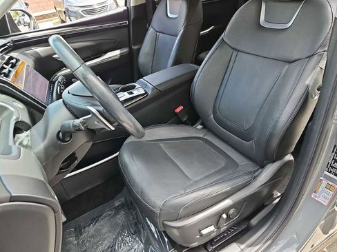 Certified 2024 Hyundai Tucson Limited FWD image 16
